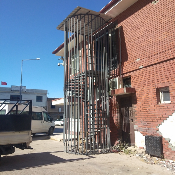 yuvarlak yangın merdiveni, dairesel yangın merdiveni, spiral yangın merdiveni